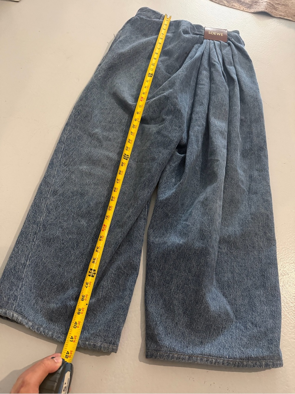 AUTH Loewe Gathered Waist Jeans Size 38 - Picture 8 of 10